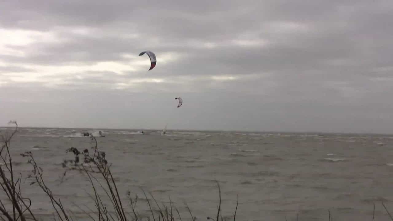 Beeld uit de video: Jerrie van de Kop in 35 knots