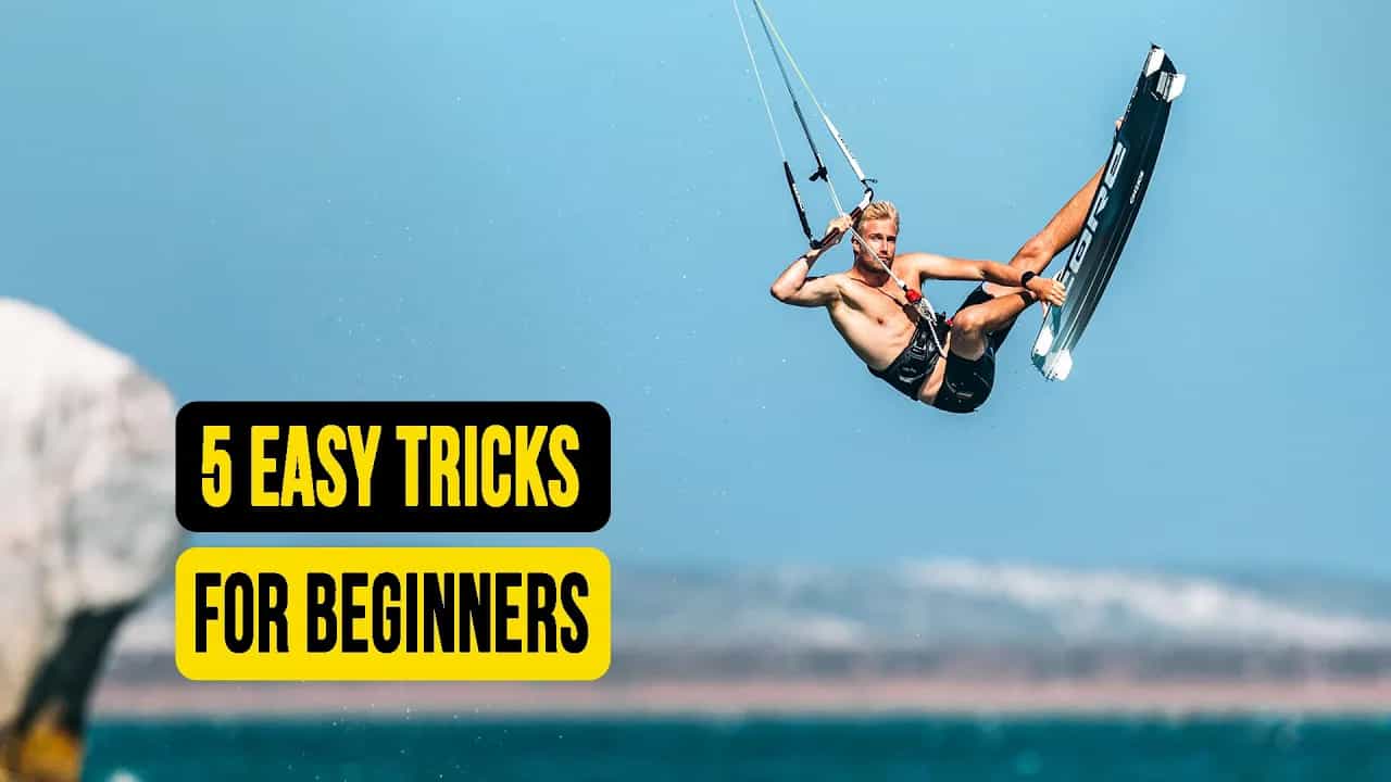 Beeld uit de video: 5 Easy Tricks For Kiteboarding Beginners // SA Masterclass