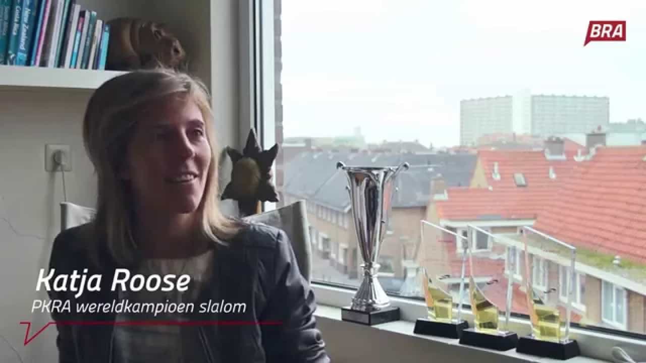 Beeld uit de video: Katja Roose - PKRA wereldkampioen slalom