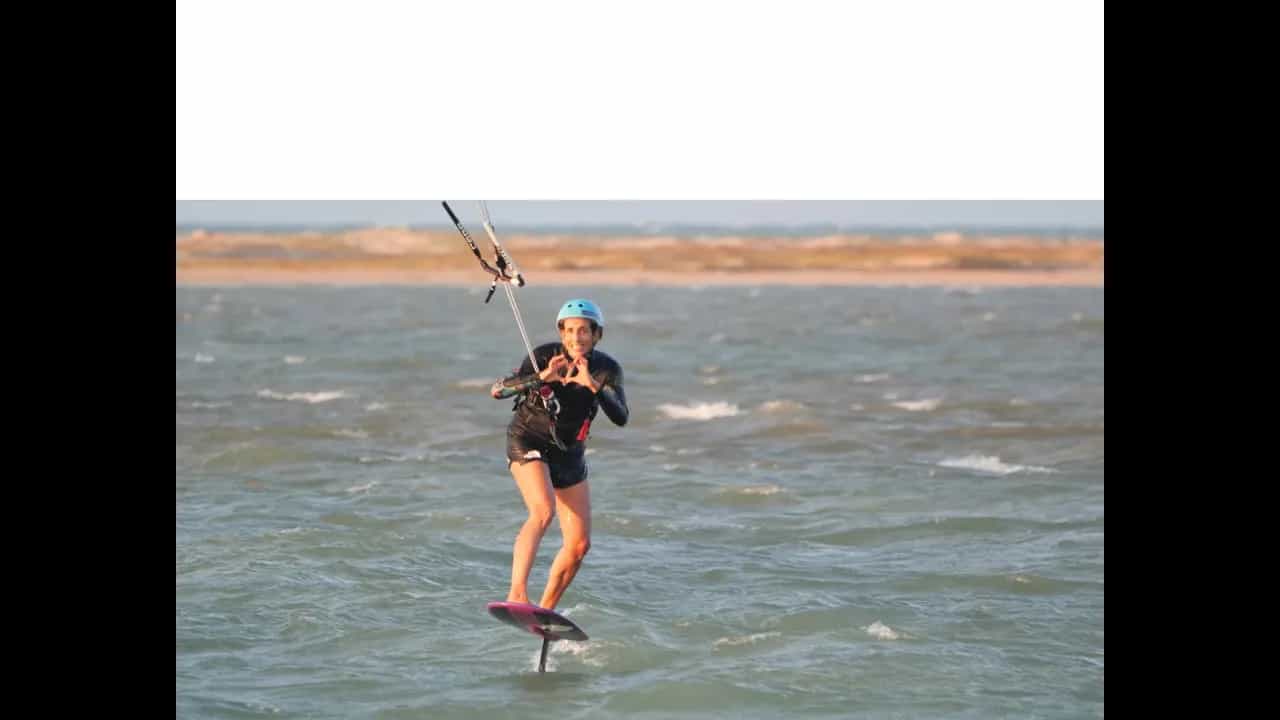 Beeld uit de video: HURA, windy foil session