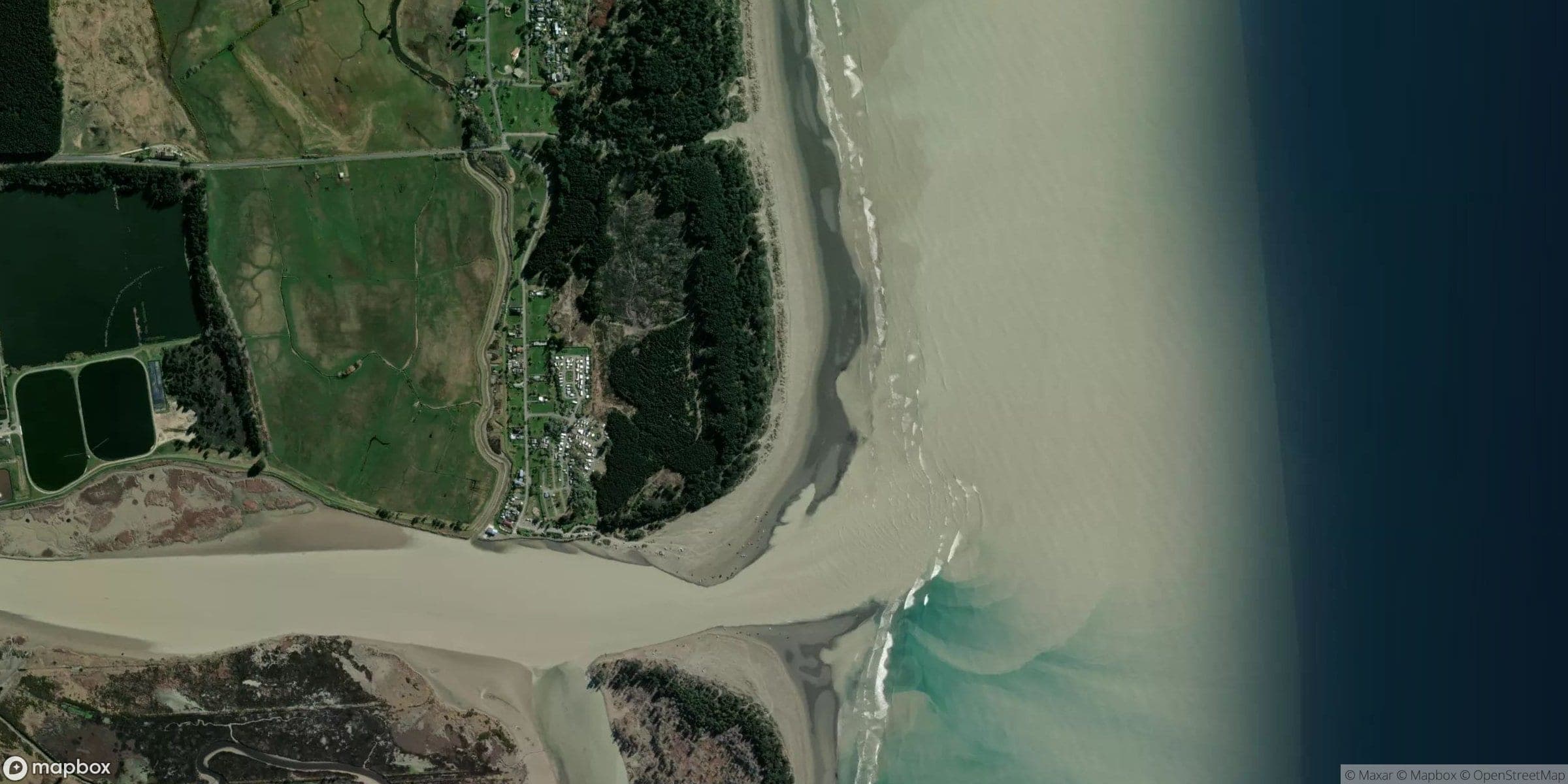 Luchtfoto van Christchurch, Kairaki Beach