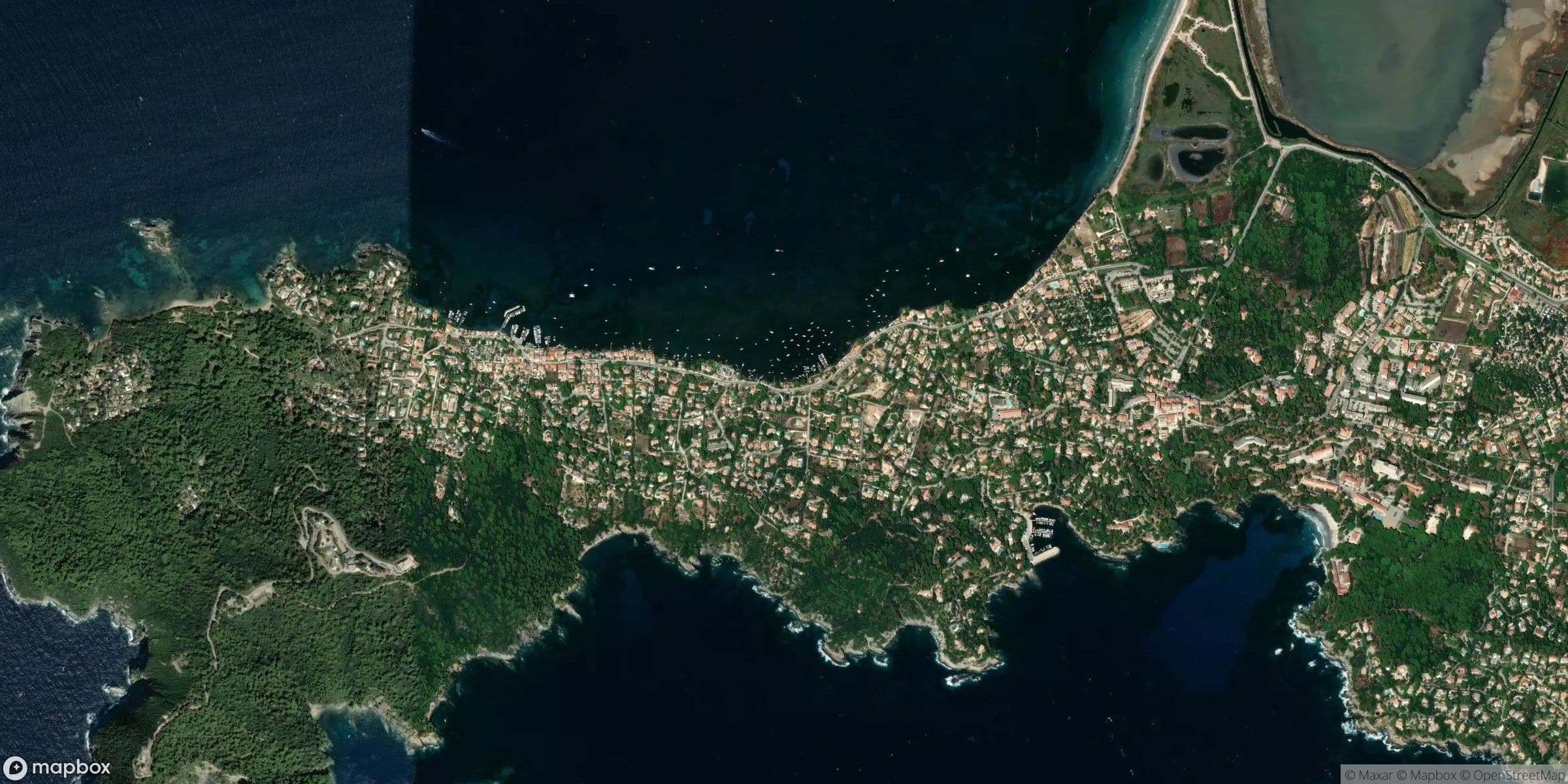 Luchtfoto van Giens