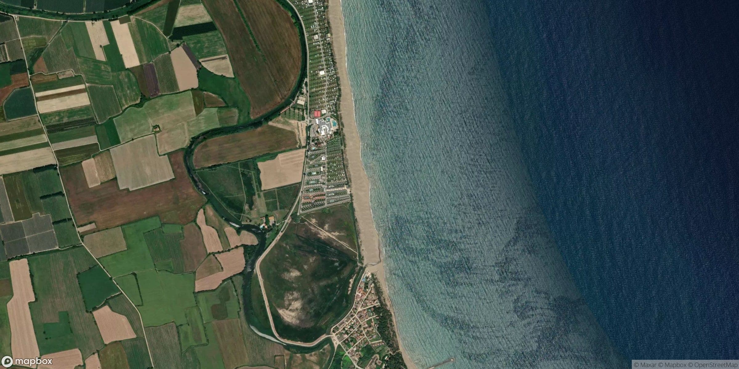 Luchtfoto van La Ballena Alegre Costa Brava
