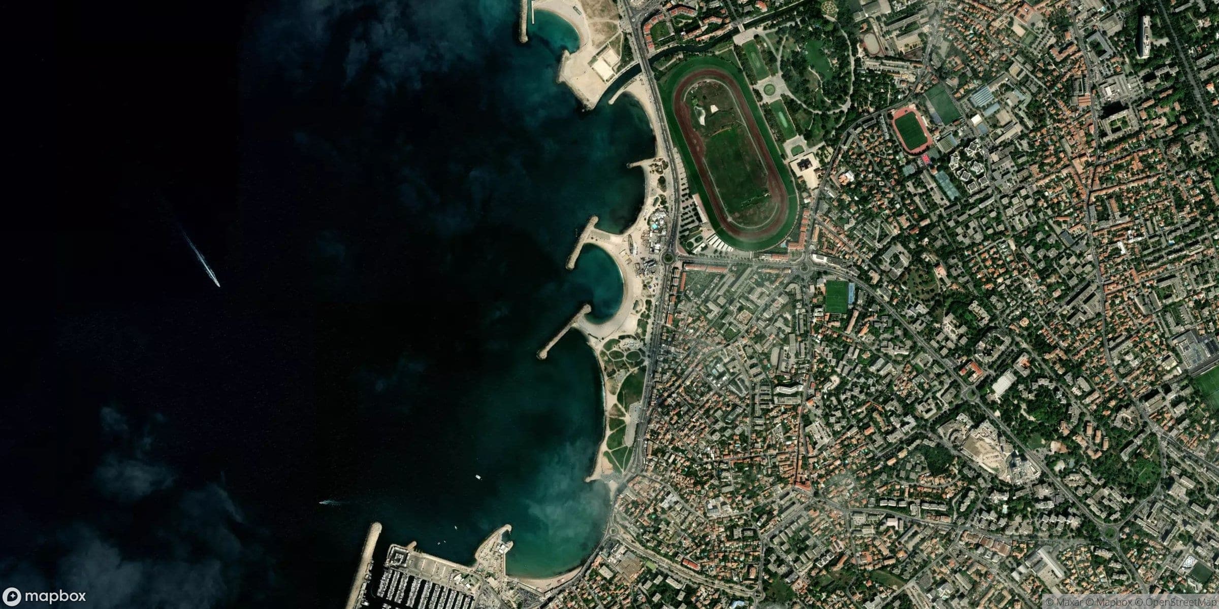 Luchtfoto van Marseille-Prado