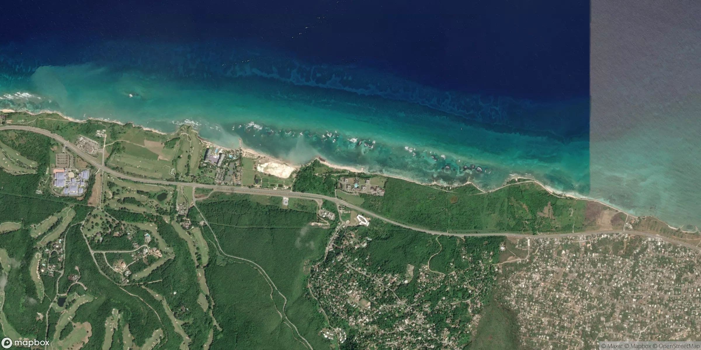 Luchtfoto van Palmyra Beach - Birds nest
