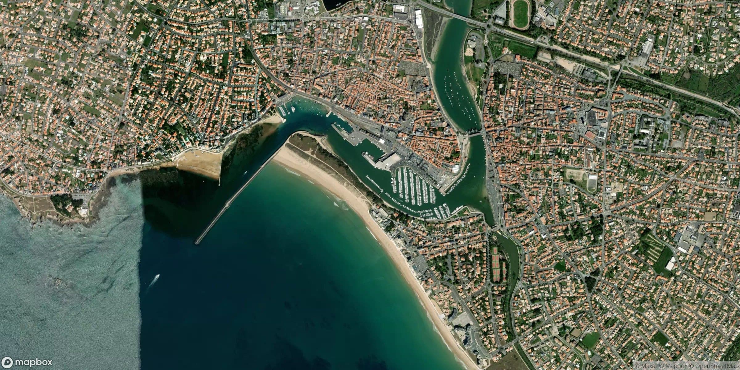 Luchtfoto van Saint Gilles Croix de Vie