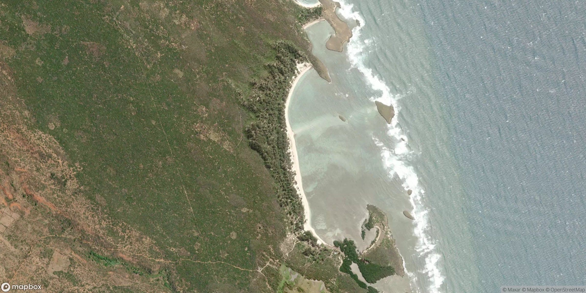 Luchtfoto van Sakalava Bay