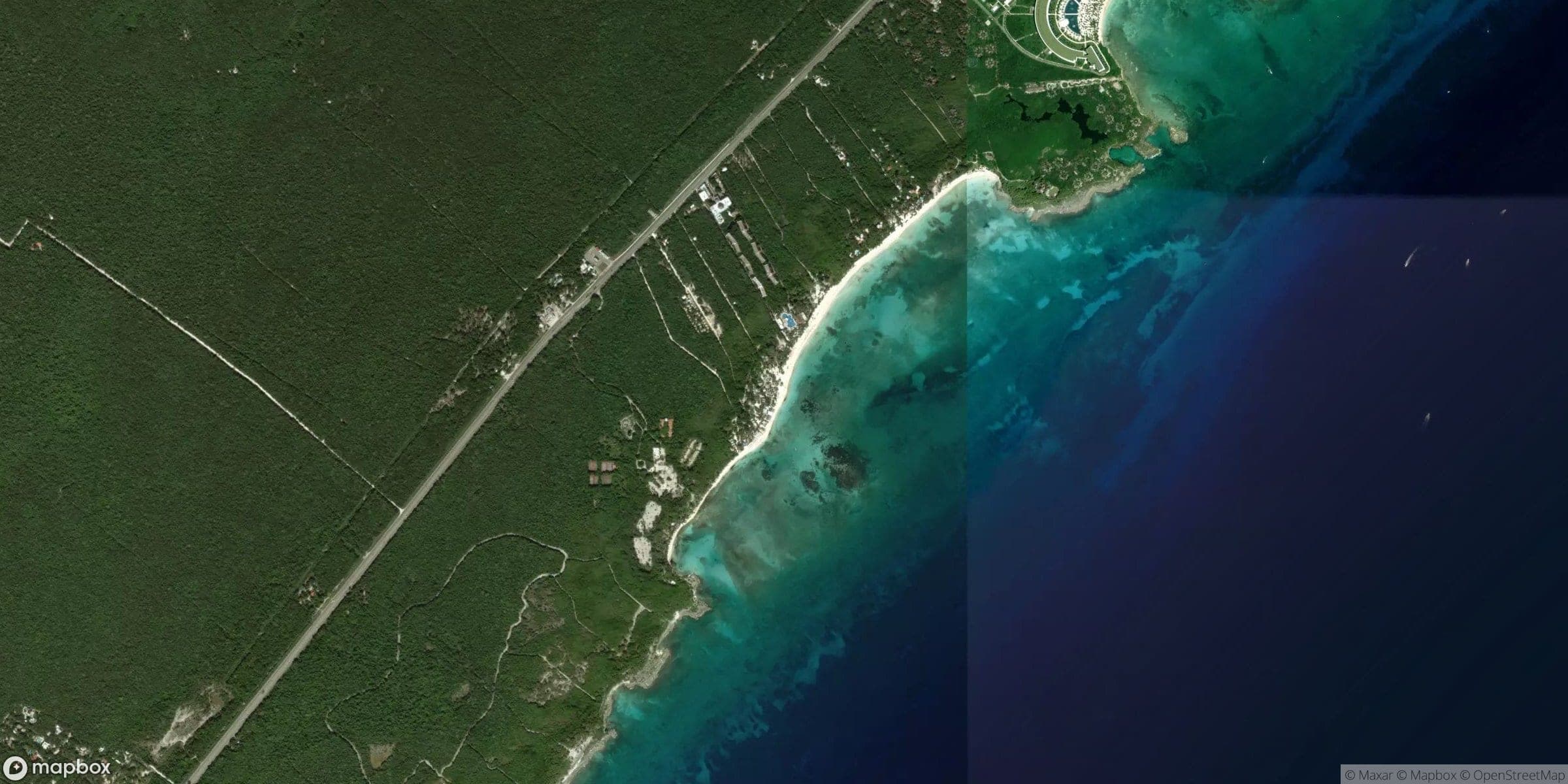 Luchtfoto van Sandos, Playacar