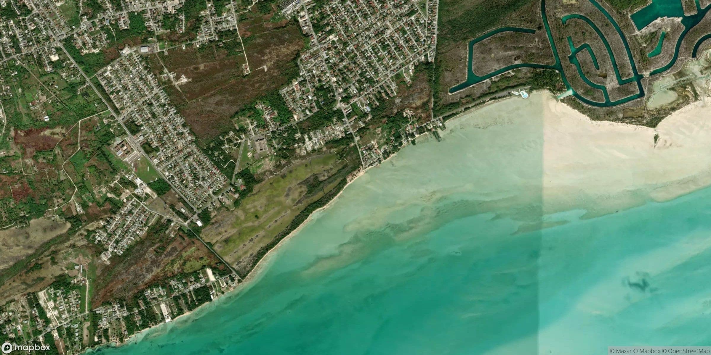 Luchtfoto van The Bahamas, Blue Hill