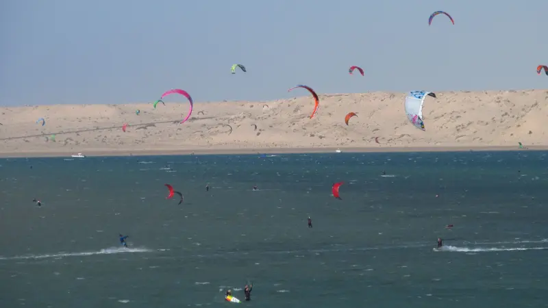 Kitesurfers bij Lagune van Dakhla