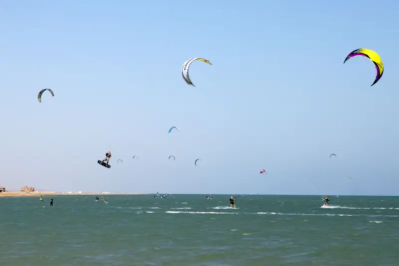 Kitesurfer bij El Gouna, Egypte