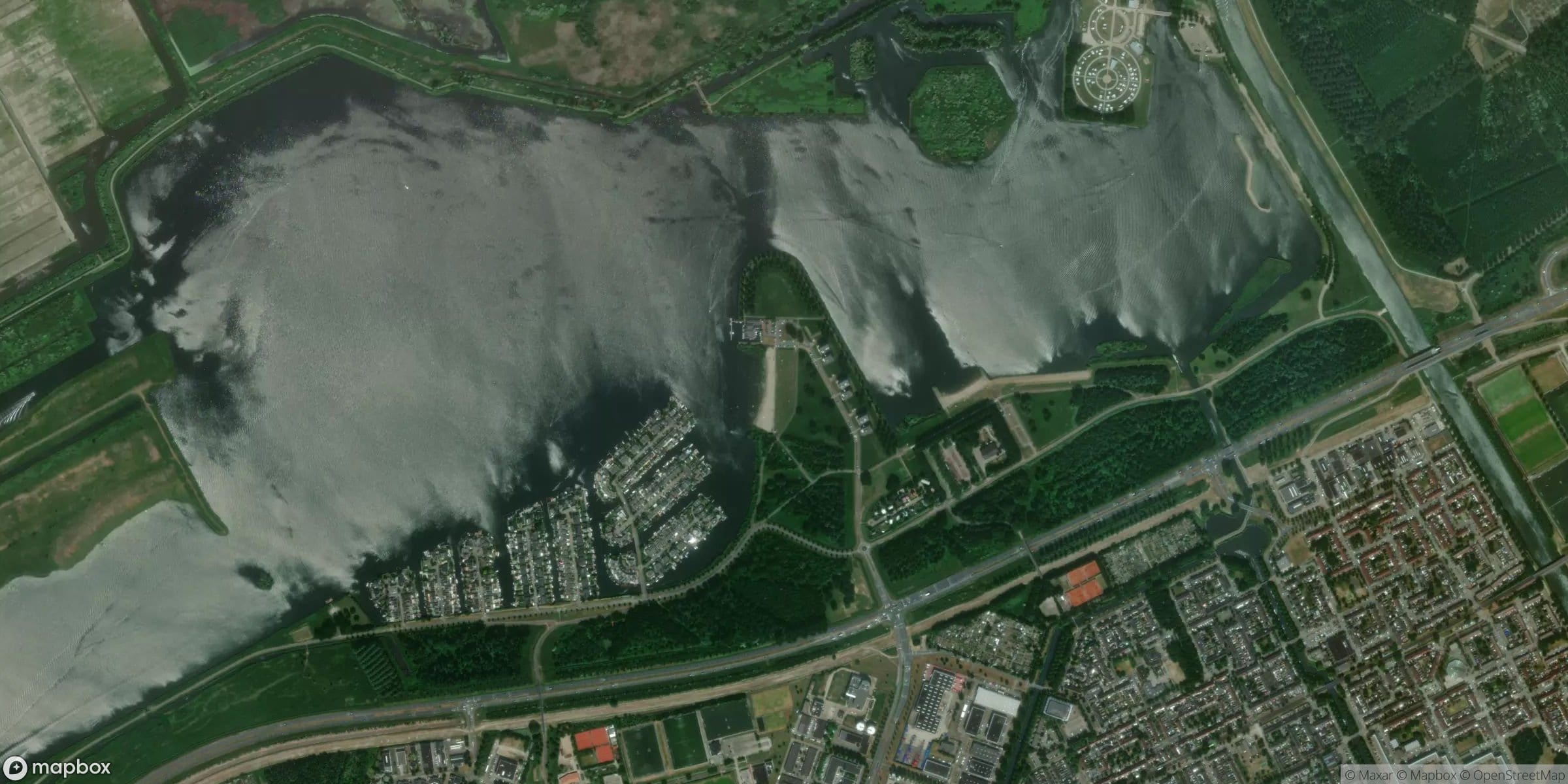 Satelliet van Almere, Noorderplassen