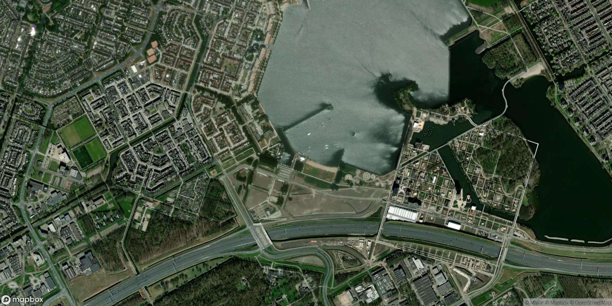 Satelliet van Almere Weerwater Lido (wakeboardbaan)