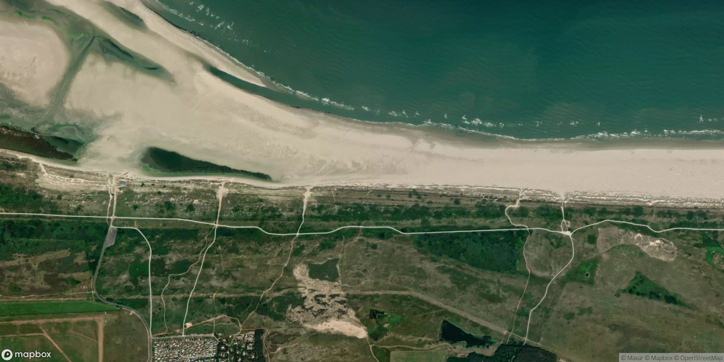 Satelliet van Ameland, Vliegveld